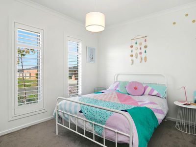 9 Sirrom Crescent, Armstrong Creek