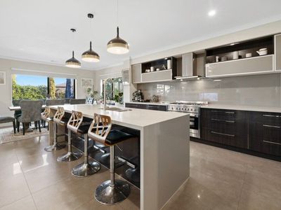 189 Manor Lakes Boulevard, Manor Lakes