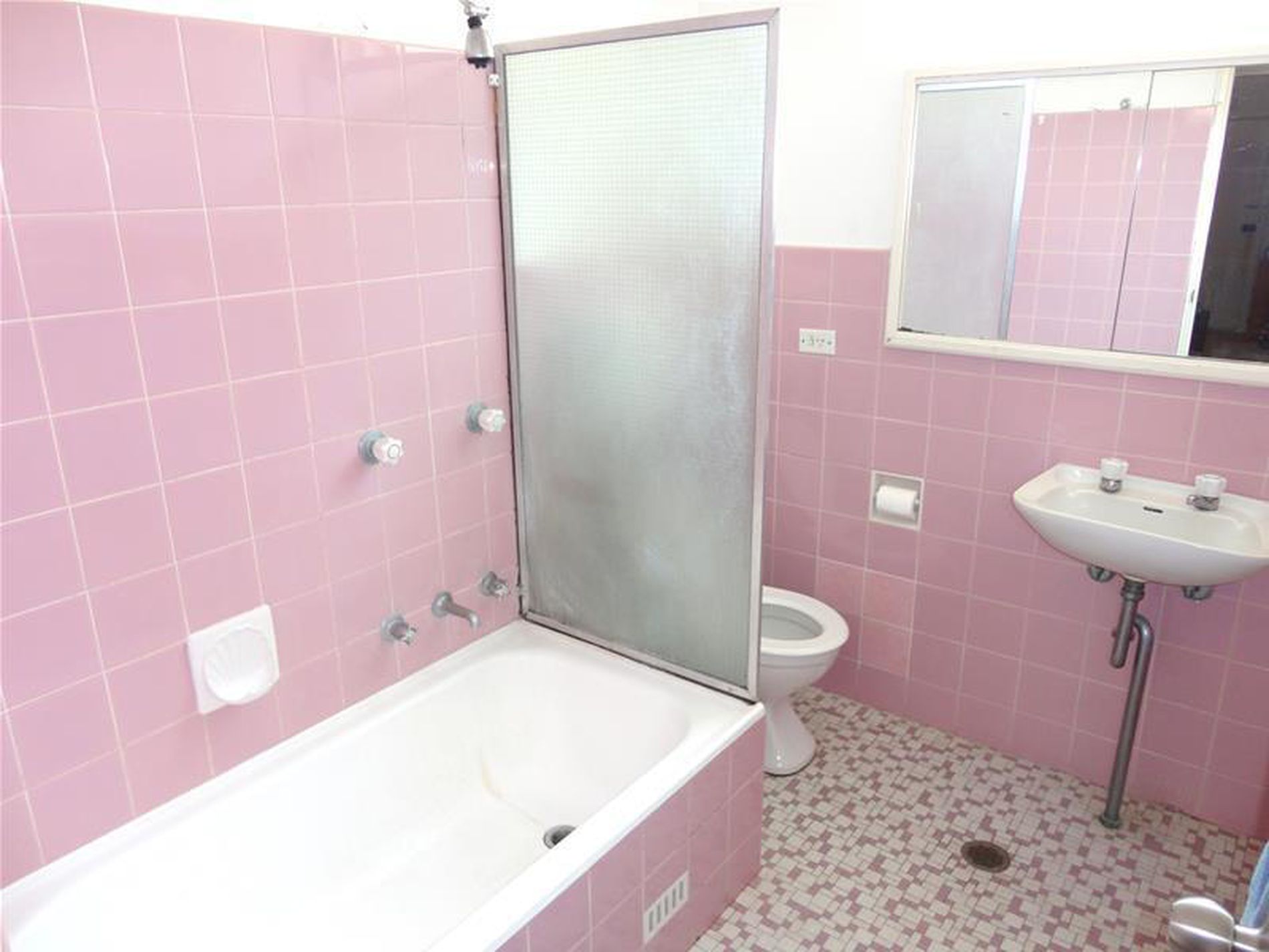 21 / 23 Queens Road, Brighton-le-sands