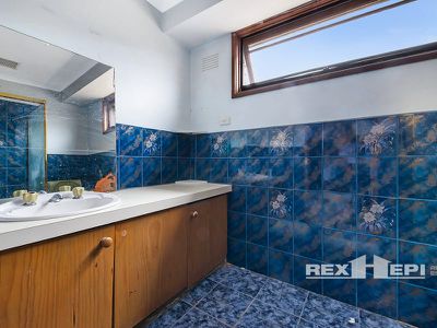 6 Usher Court, Dandenong