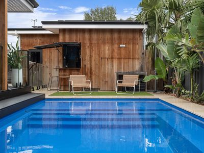 10 Broadway, South Brighton