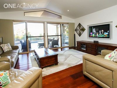 5 Woongoolbver Ct, River Heads