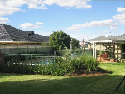 21 Englewood Drive, Dubbo
