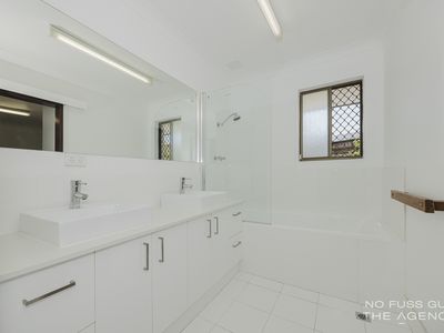 34 Lyndoch Crescent, Greenwood