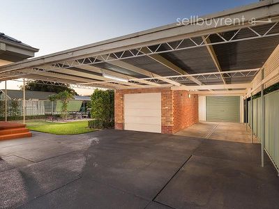 2 WOODLAND STREET, Wodonga