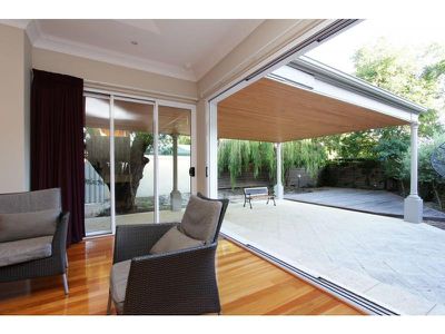 267 Mill Point Road, South Perth