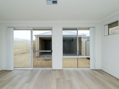 2 Clover Lane, Alkimos