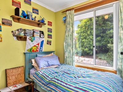 12 Fairview Drive, Kingston