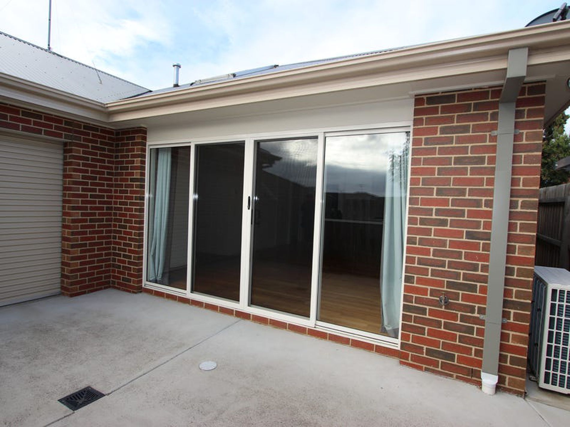 2 / 29 Leila Crescent, Bell Post Hill