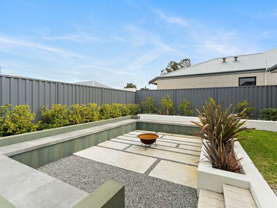 15 Boudicca Drive, Forrestdale