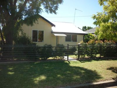 2 Frith Street, Dubbo