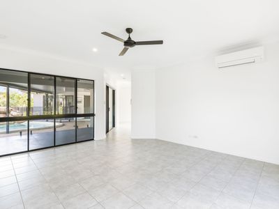 81 West Parkridge Drive, Brinsmead