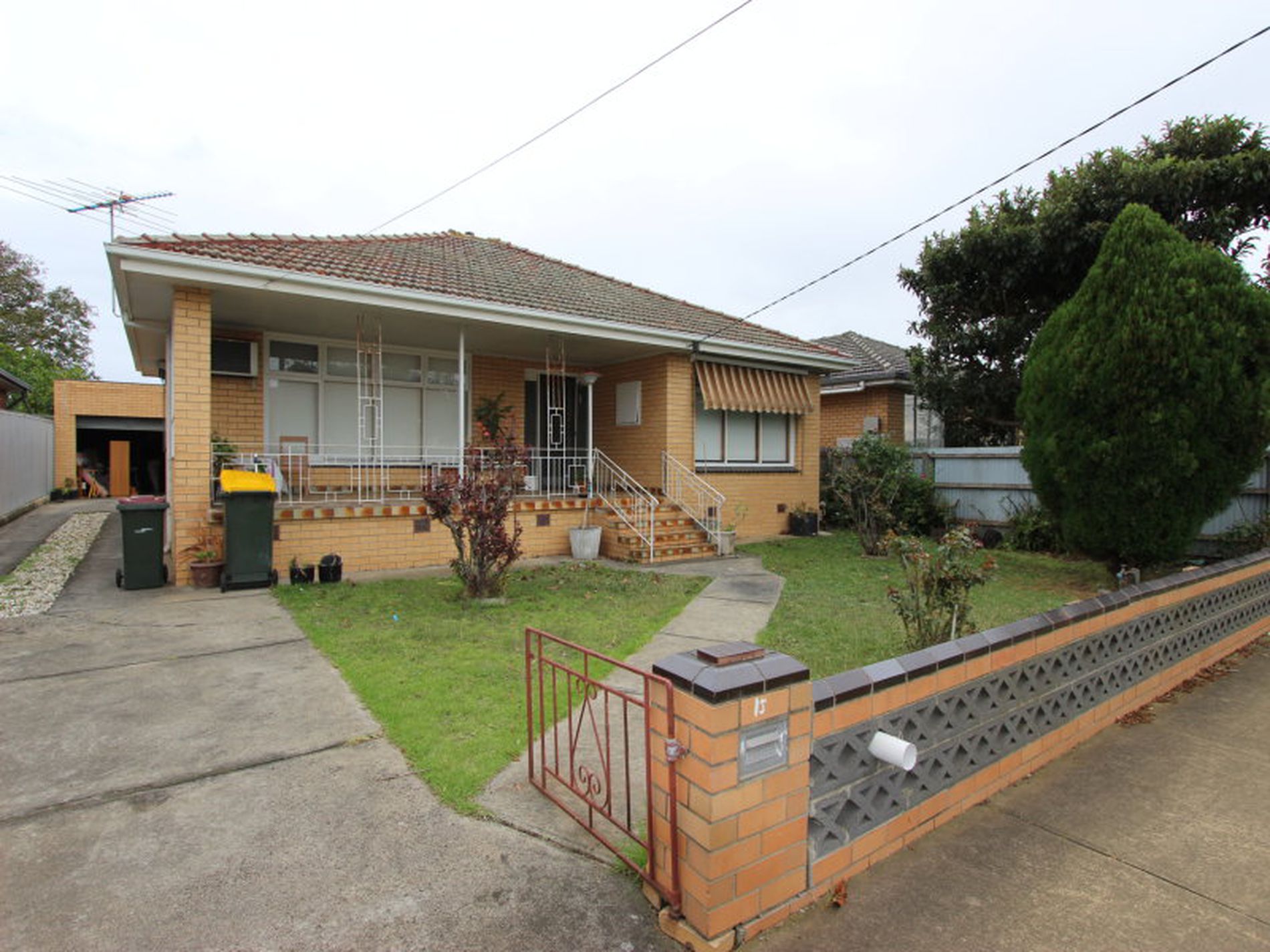 15 Willow Crescent, Bell Park