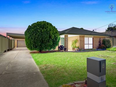 4 Batman Street, Altona Meadows