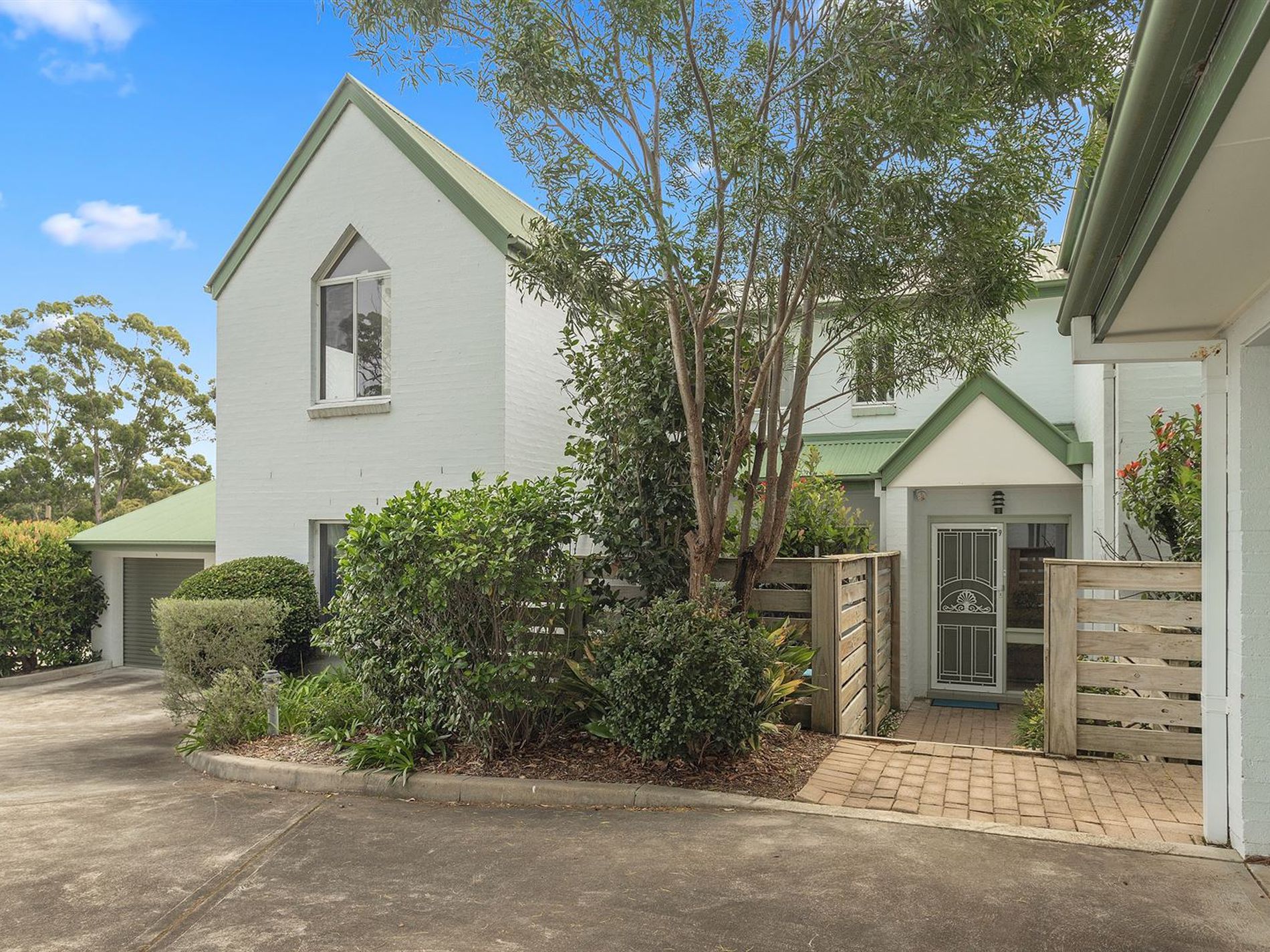 9 / 13 Augusta Place, Mollymook