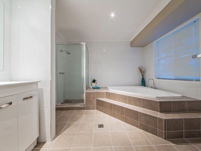 16 Ethion Drive, Regents Park