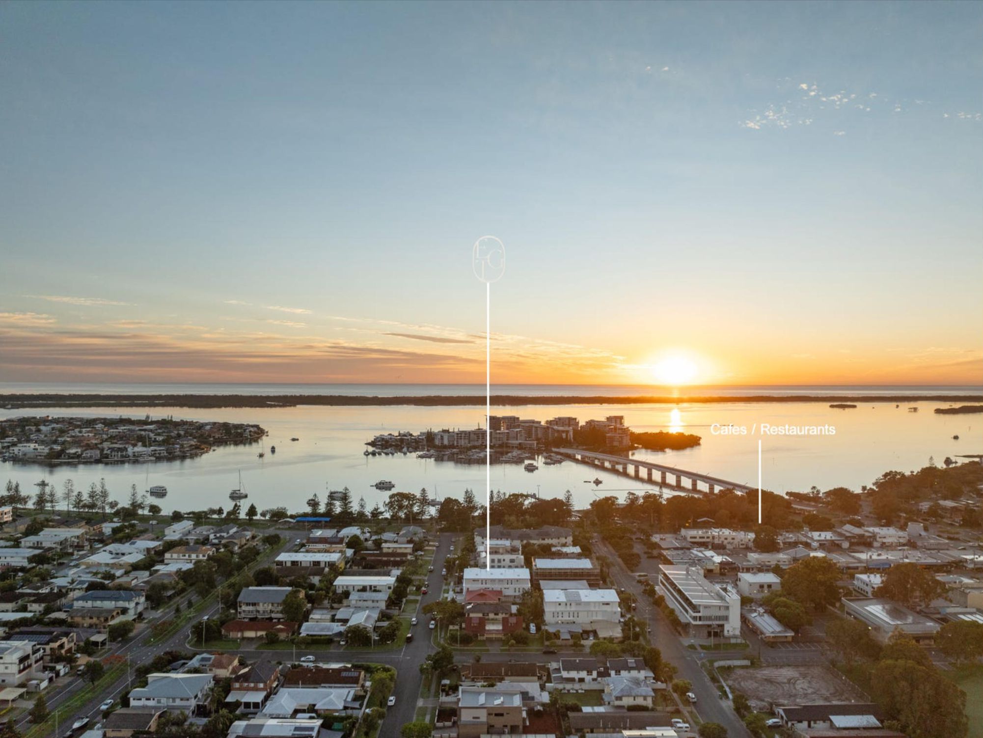 2 / 14 Victor Avenue, Paradise Point