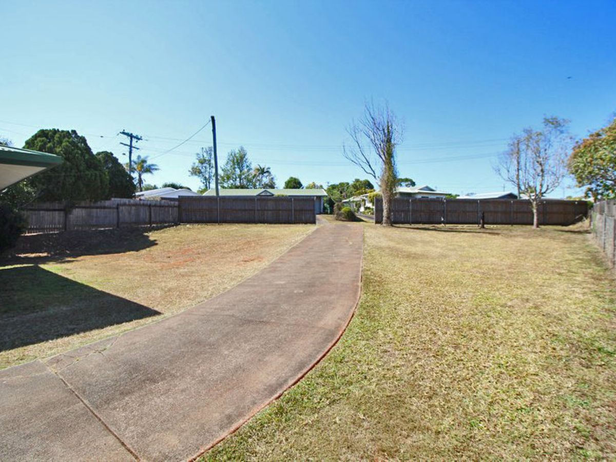 1 & 2 / 3 Paine Street, Atherton