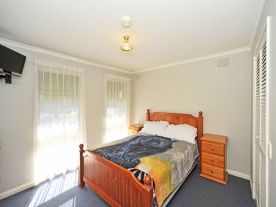 15 Burvale Court, Epsom