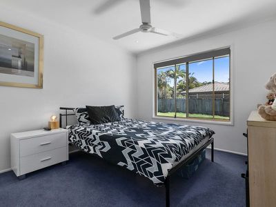 18 Harlow Crescent, Tewantin