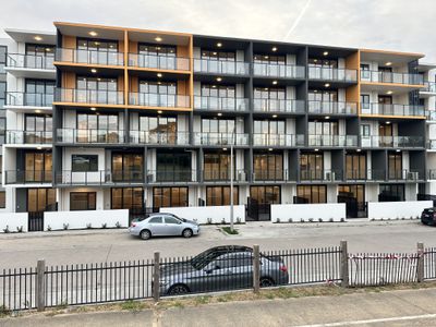 G13 / 2 Bailey Crescent, Oak Park