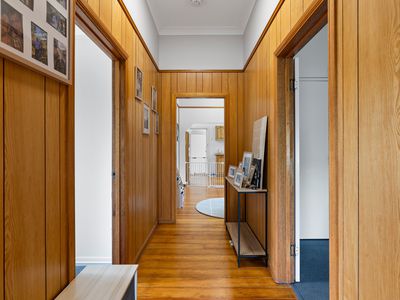 8 Vacy Street, Newtown