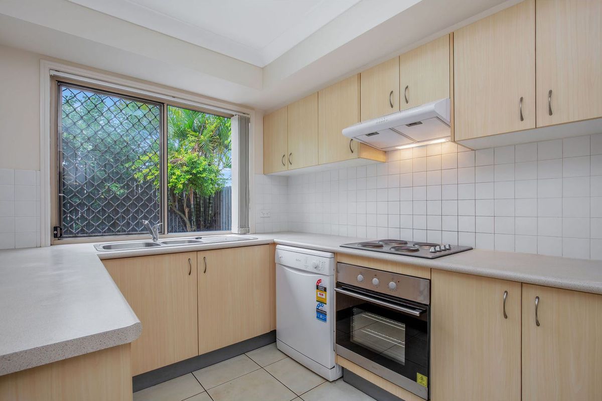 25 Lang Street, Sunnybank Hills