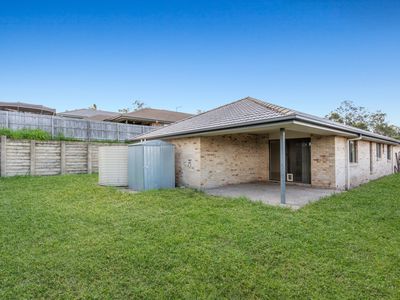 17 Goldenwood Crescent, Fernvale