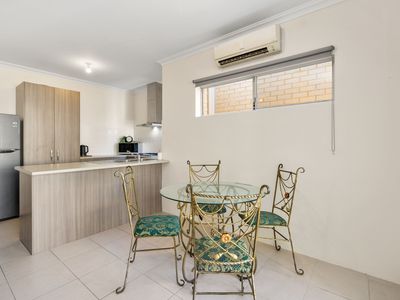 13B Changton Way, Westminster