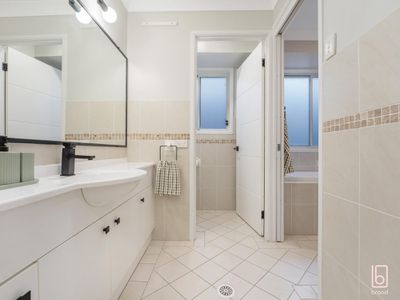 8 Peppercorn Avenue, Woongarrah