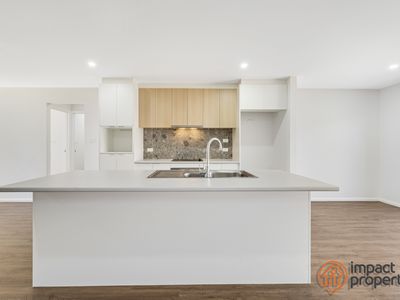 27 Vahland Street, Taylor