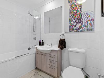 8 / 64 Groth Road, Boondall