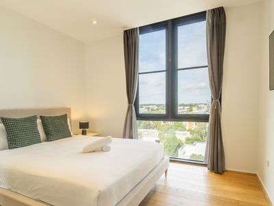 1005 / 6 Galloway Street, Mascot