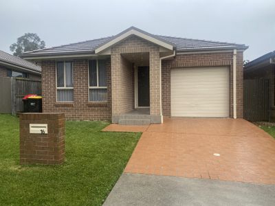 16 Cowling Avenue, Middleton Grange