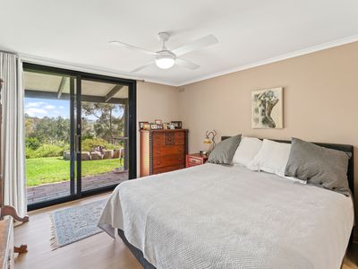1511 Lake Road, Bethanga
