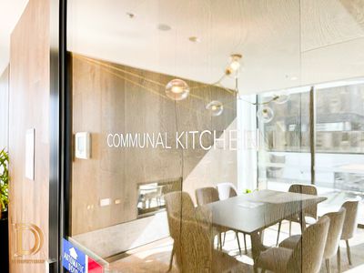 unit 1701 / 141-149 La Trobe Street, Melbourne