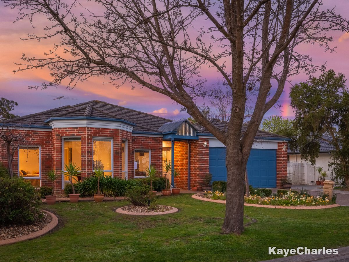 19 Lakeview Terrace, Beaconsfield