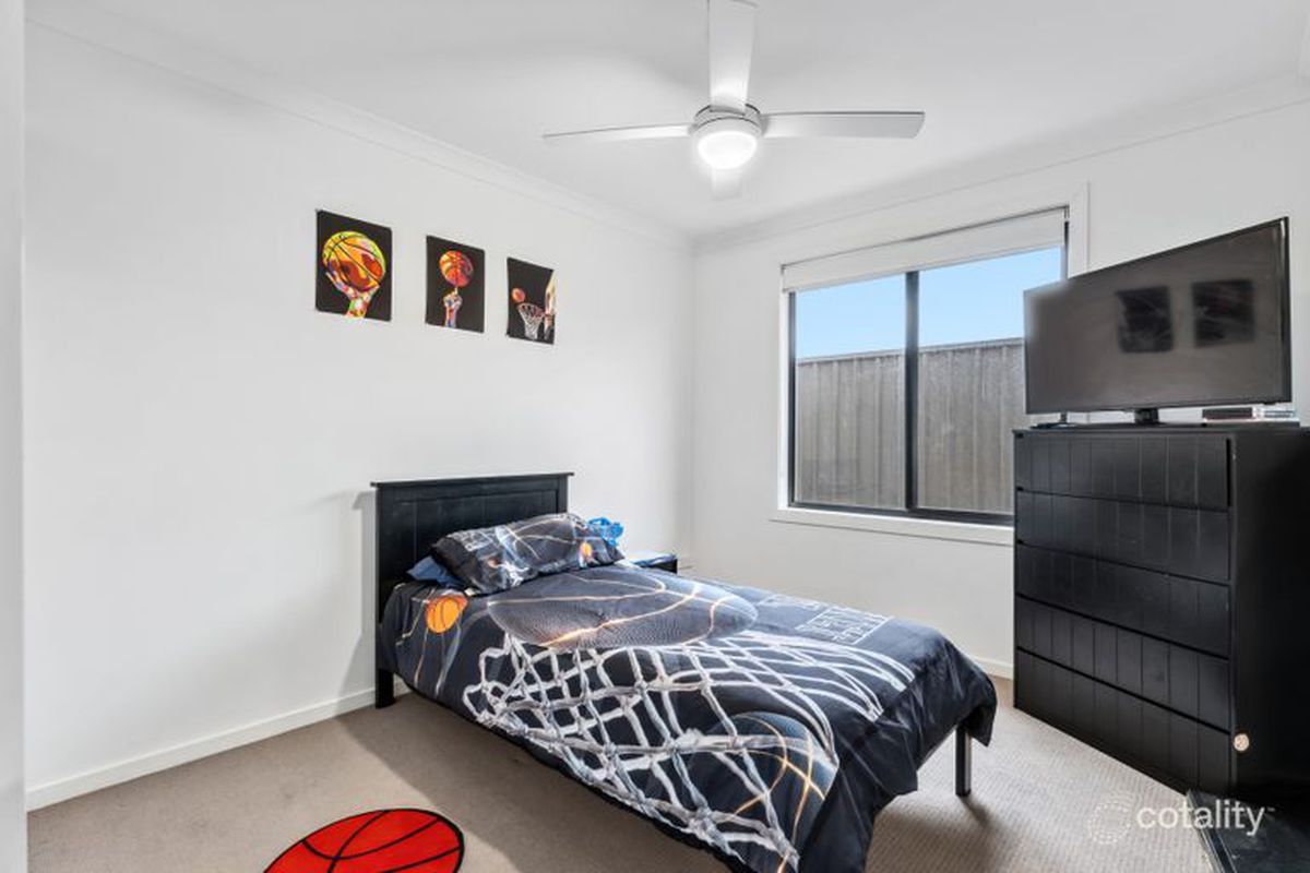 4 Farmer Road, Munno Para West