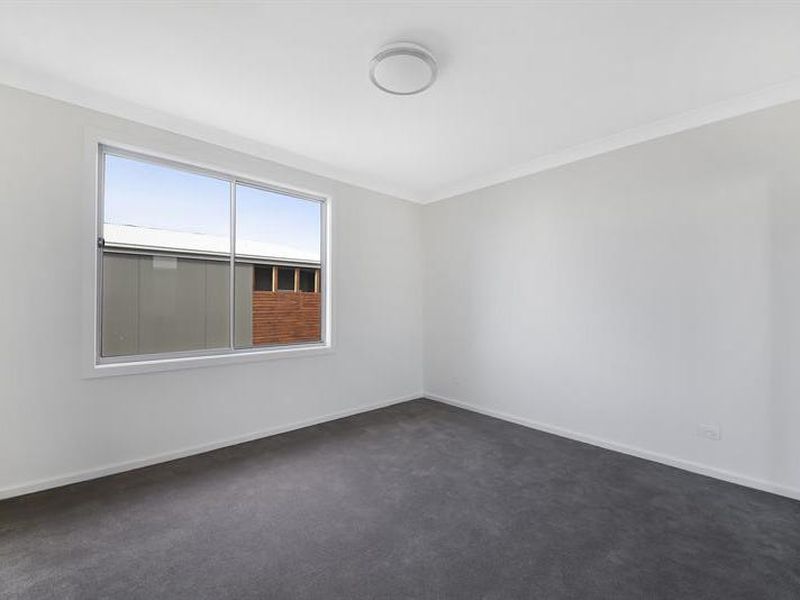 30 Coldstream Lane, Gledswood Hills