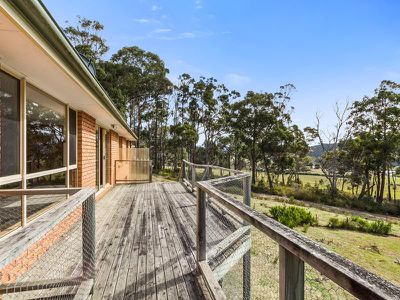 935 Woodbridge Hill Road, Gardners Bay
