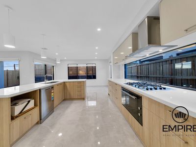 139 Yeungroon Boulevard, Clyde North