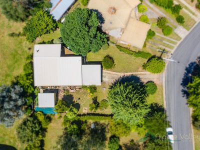 15 Coolumbooka Avenue, Tawonga South