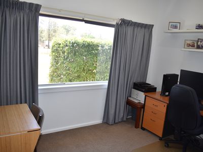 11 Cheney Road, Parkes