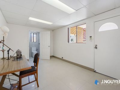 2 Drummoyne Crescent, St Johns Park