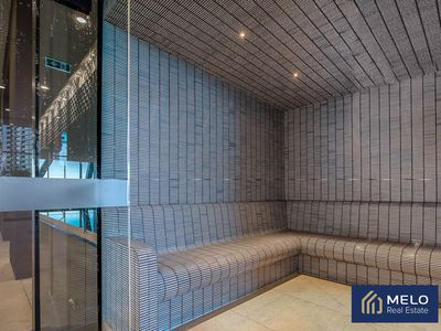 2413 / 9 Power Street, Southbank