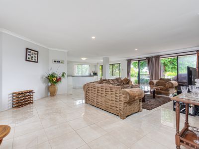 1 Truro Court, Yanchep