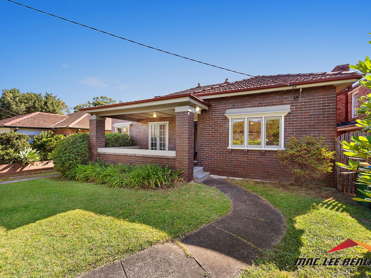 10 Moore Street, Roseville