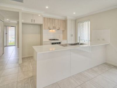 3 Madeira Street, Springfield Lakes