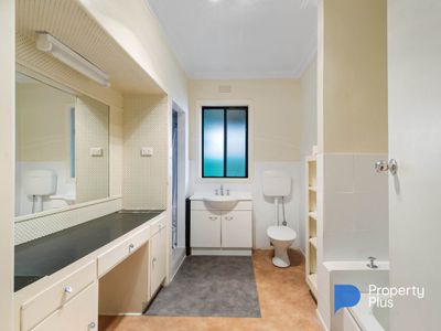 27 Strickland Road, East Bendigo