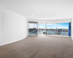 unit 204 / 13 Nicklin Way, Minyama